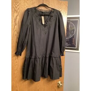J Crew Sz XS Black Eyelet Trim Ruffle‎ Hem Swing Long Sleeve Dress